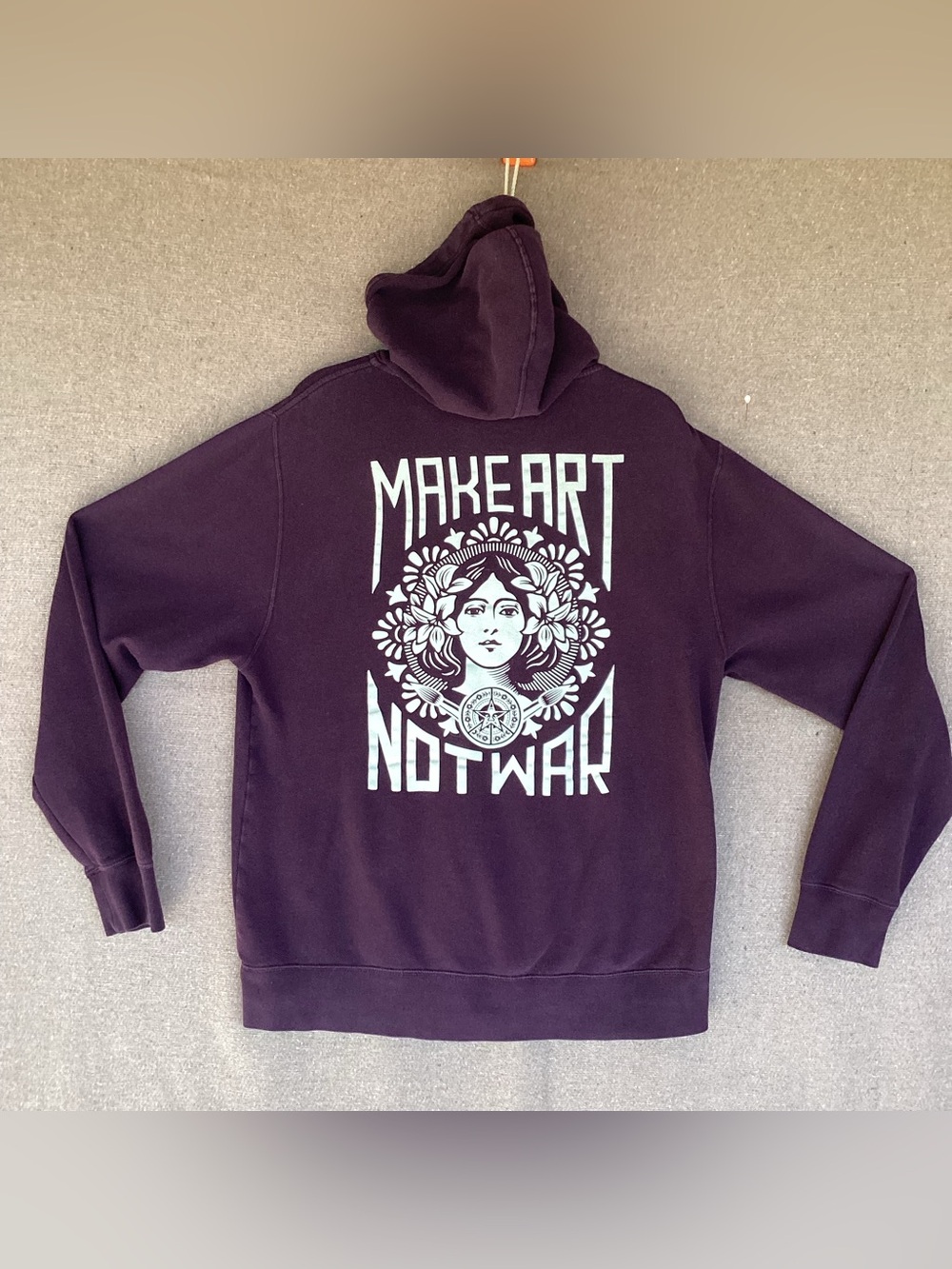 Obey make love not war zip up hoodie sweatshirt